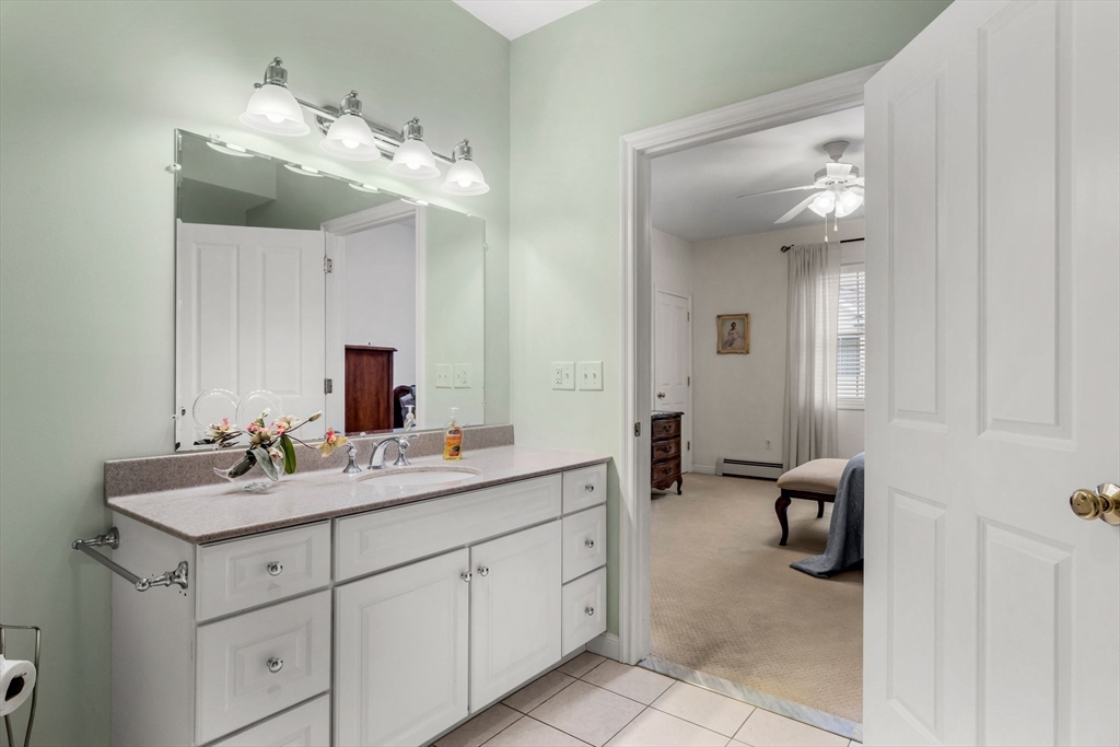 20 Russell Farm Dr #19, Methuen, MA Photo #24