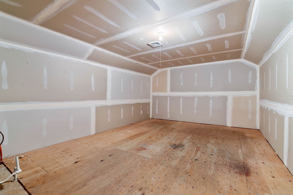 20 Russell Farm Dr #19, Methuen, MA Photo #27