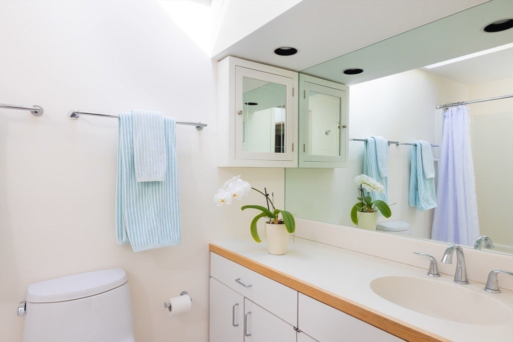 185 Warren Street, Brookline, MA, 185 Warren Street, Brookline, MA Photo #14