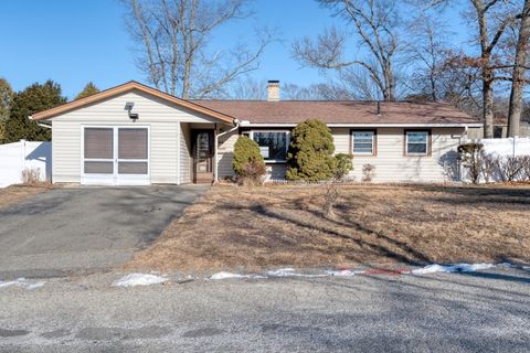 64 Budd Ave Brockton MA 02302
