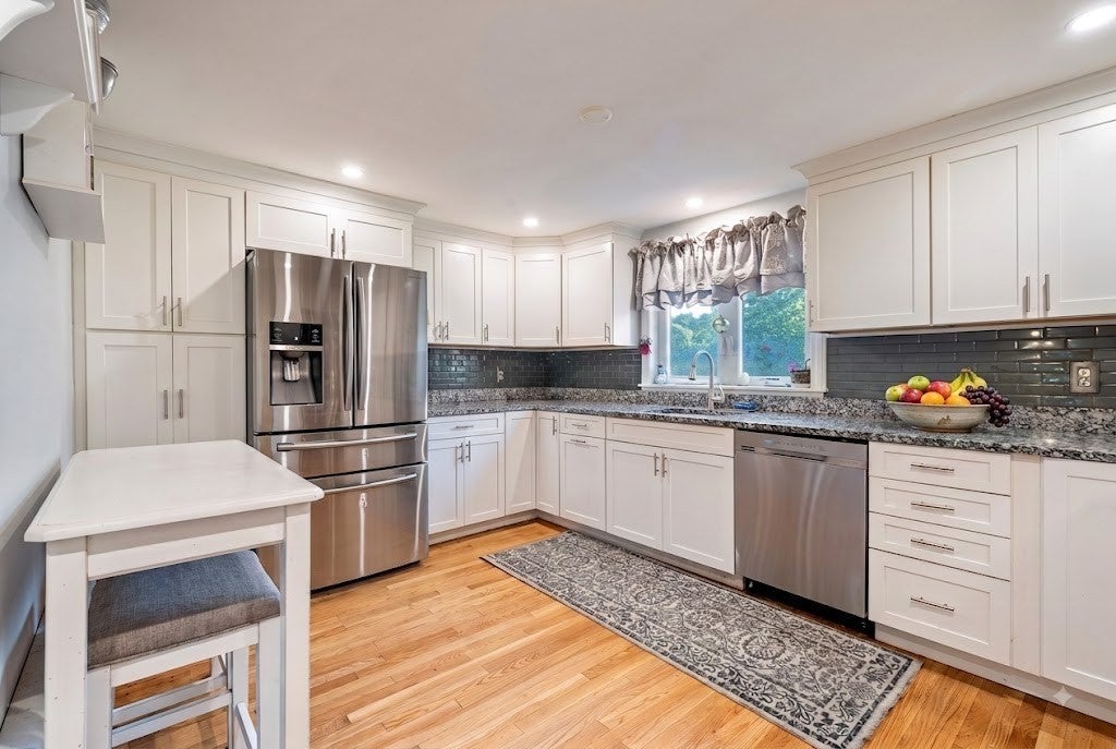 314 Highland St, Hamilton, MA Photo #9