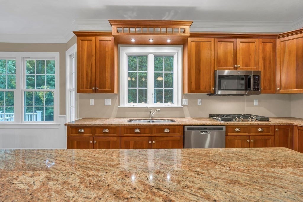 31 Forest St, Hanover, MA, 31 Forest St, Hanover, MA Photo #9