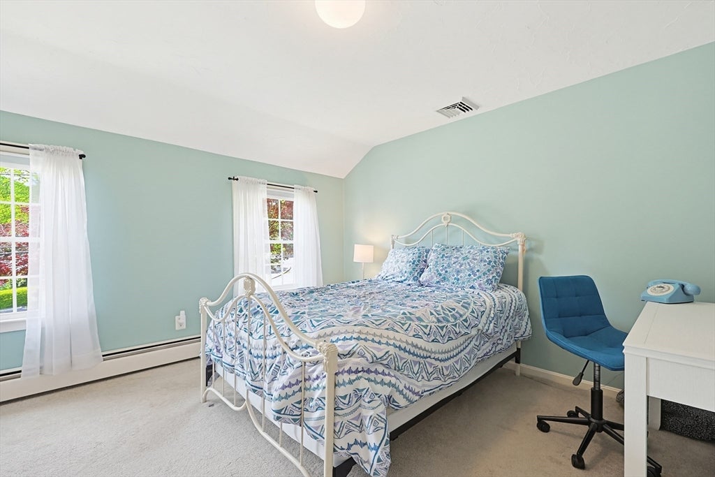 15 Calvin Road, North Attleboro, MA Photo #17