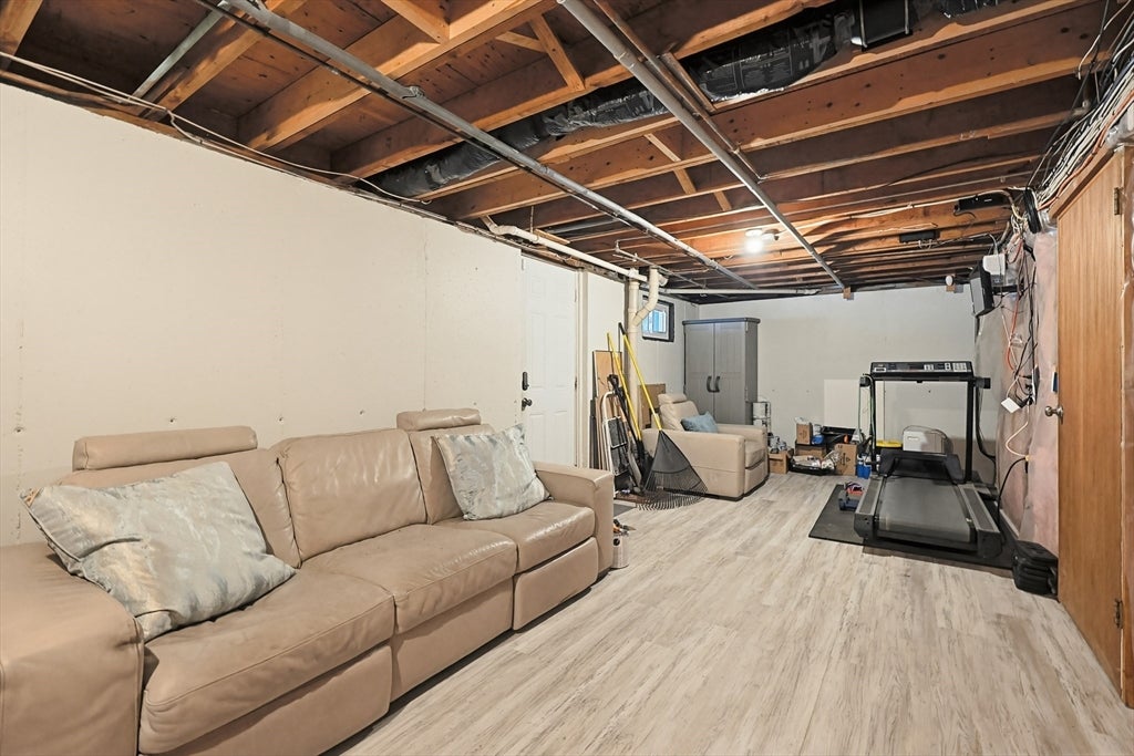 15 Calvin Road, North Attleboro, MA Photo #23