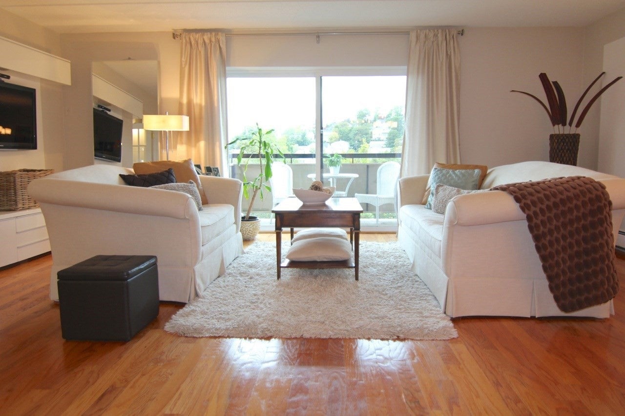 Photo of 32 Whites Ave, Watertown, MA