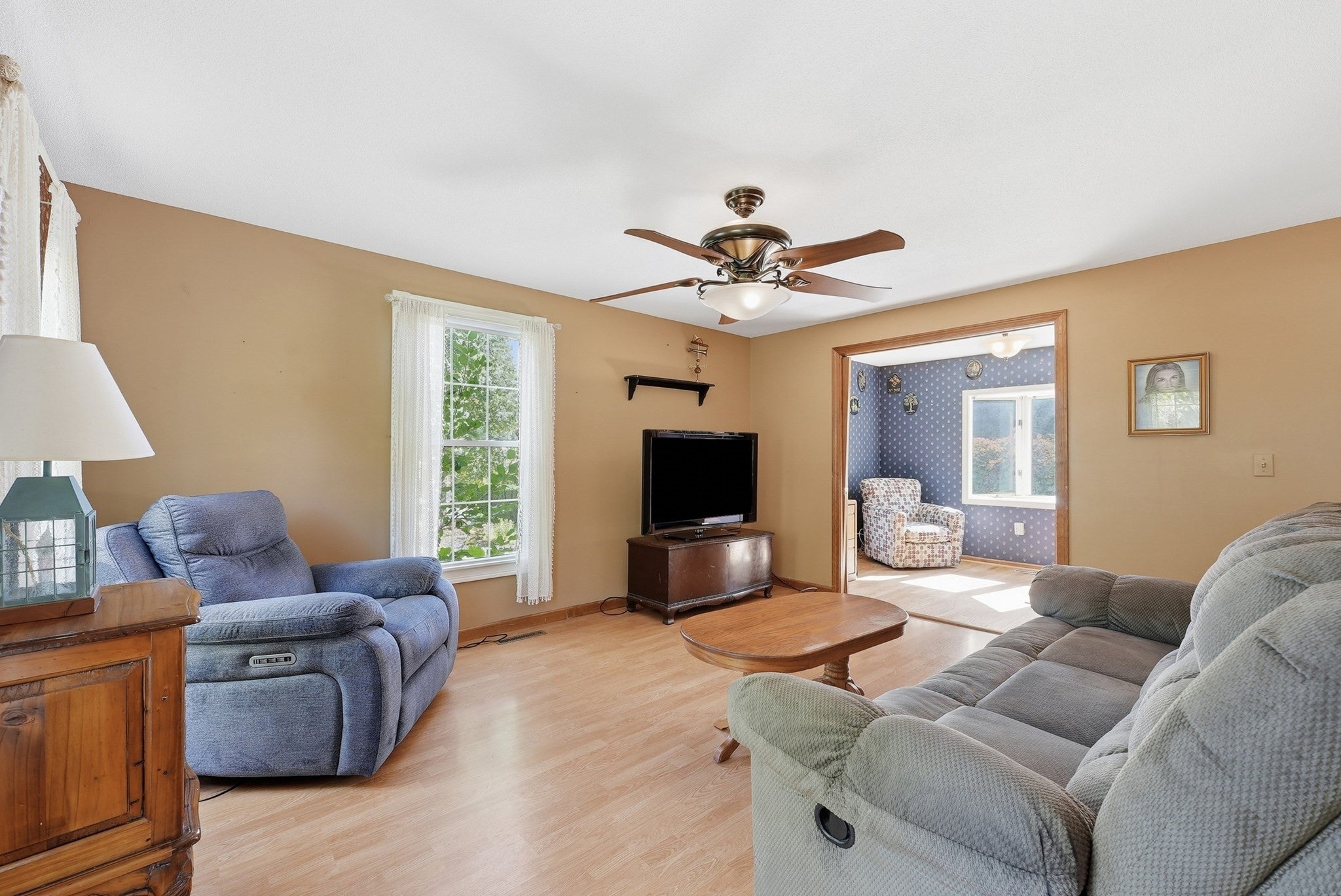 180 Christopher Terrace, West Springfield, MA, 180 Christopher Terrace, West Springfield, MA Photo #3