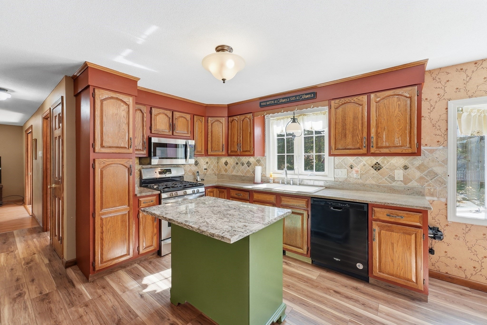 180 Christopher Terrace, West Springfield, MA, 180 Christopher Terrace, West Springfield, MA Photo #10