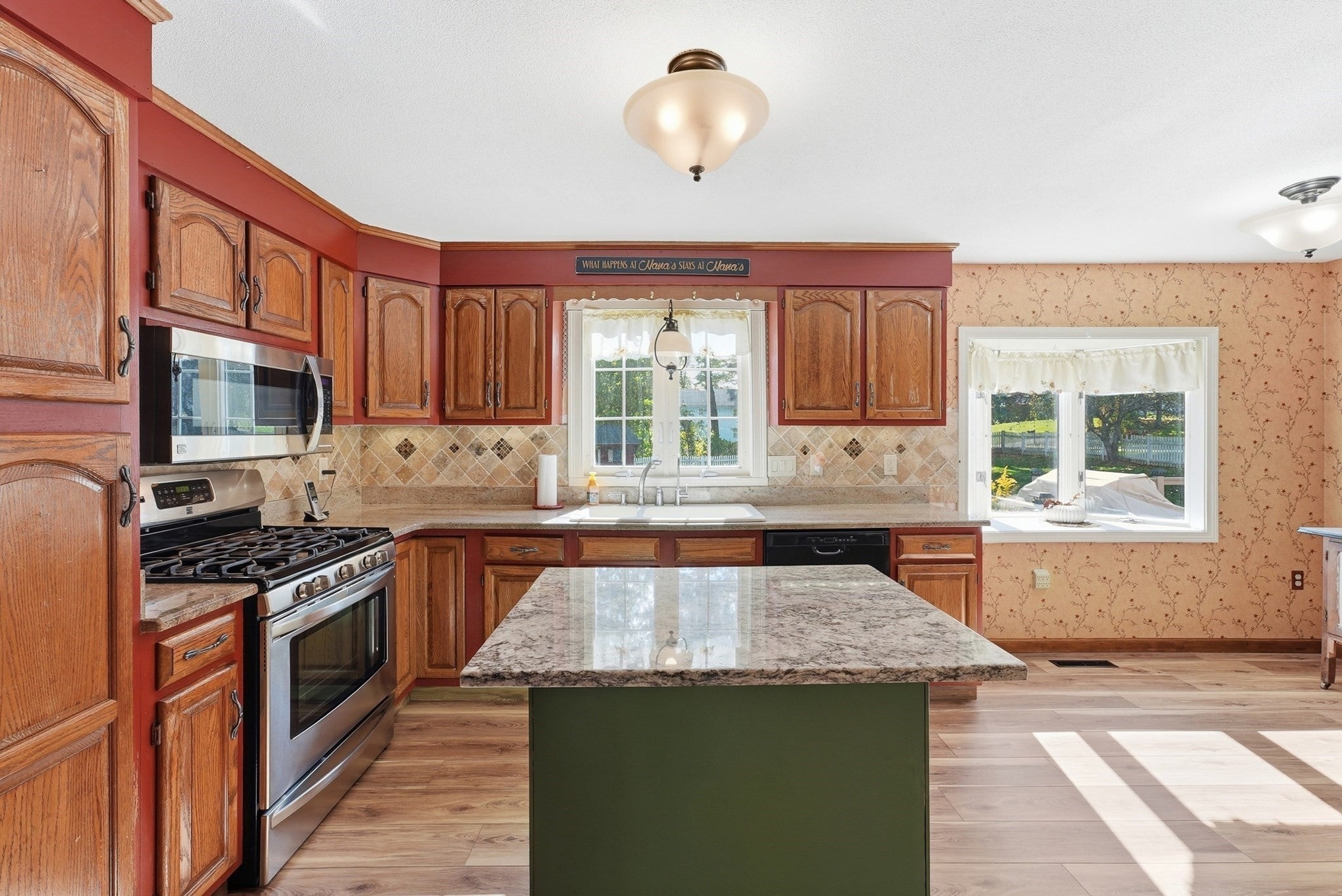 180 Christopher Terrace, West Springfield, MA, 180 Christopher Terrace, West Springfield, MA Photo #11