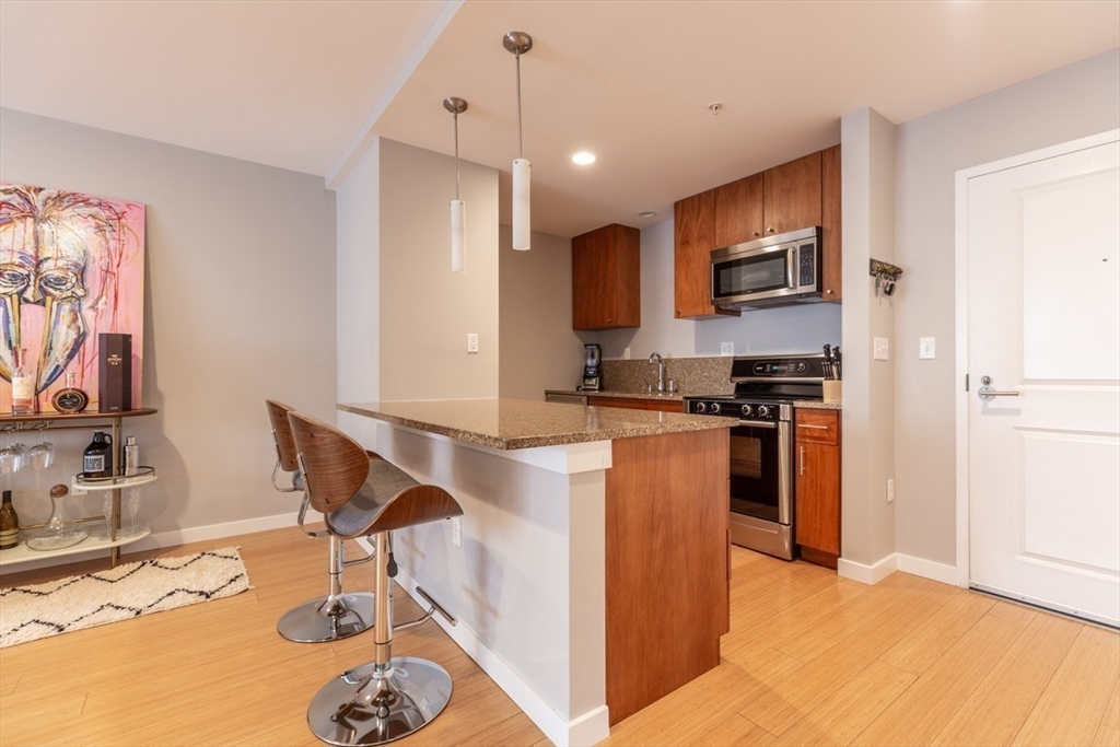 16 Miner St 306