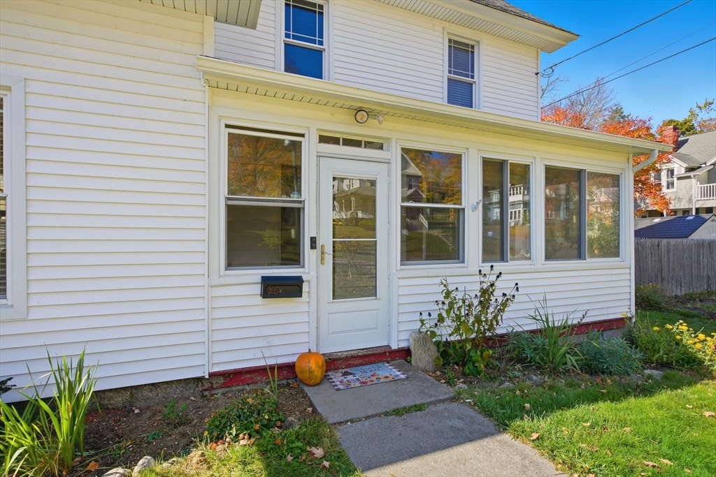 20 Grant Ave