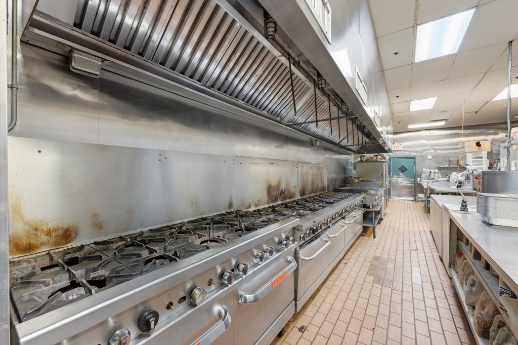 Springfield, Massachusetts 01104, United States, ,Commercial,Active,234089