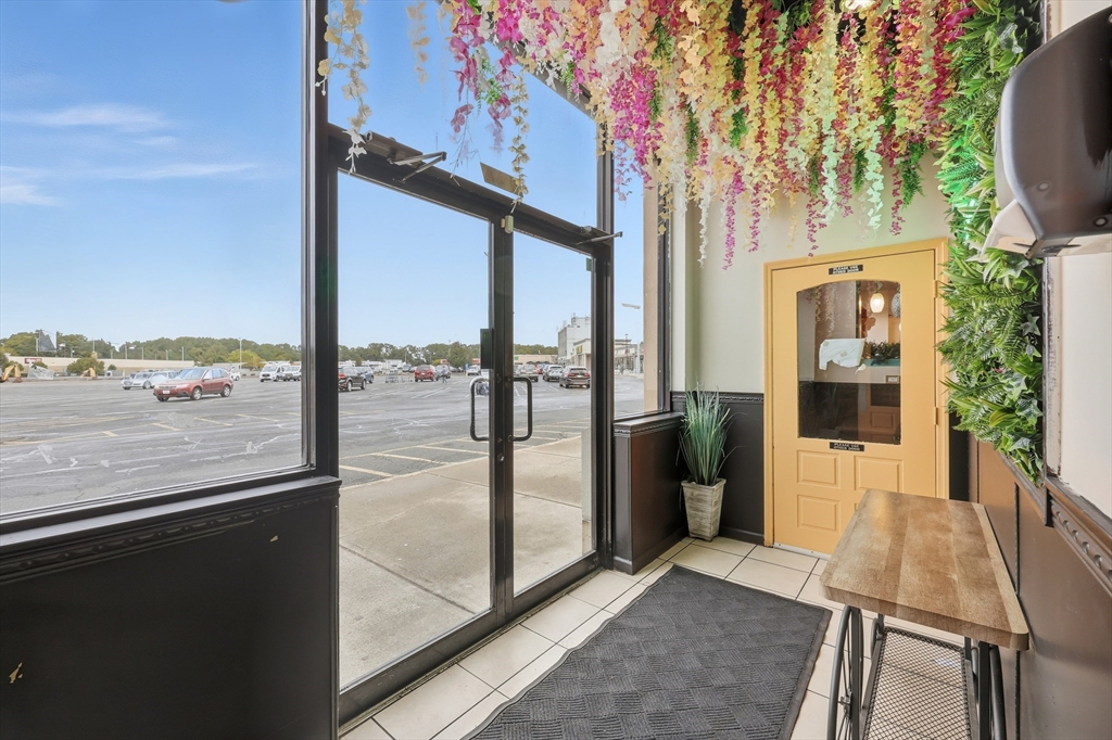 Springfield, Massachusetts 01104, United States, ,Commercial,Active,234089