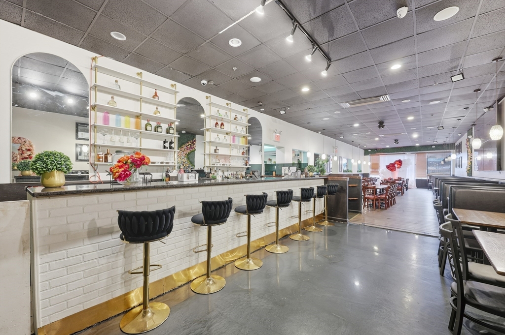 Springfield, Massachusetts 01104, United States, ,Commercial,Active,234089