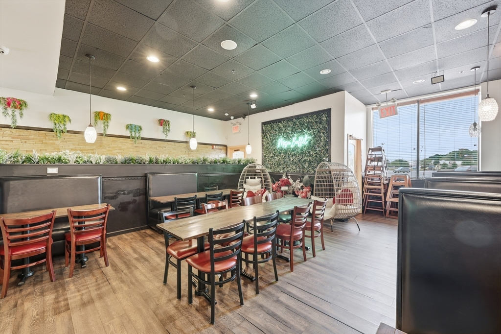 Springfield, Massachusetts 01104, United States, ,Commercial,Active,234089