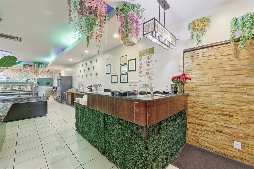 Springfield, Massachusetts 01104, United States, ,Commercial,Active,234089