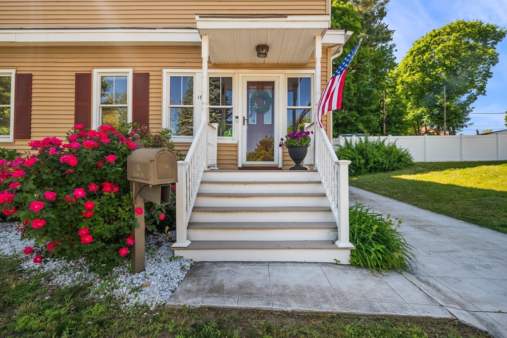 16 Hazen Ave