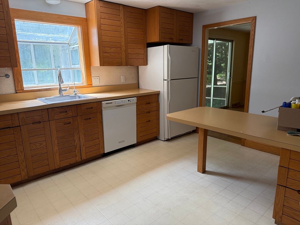 17 Pondview Rd, Sudbury, MA Photo #12