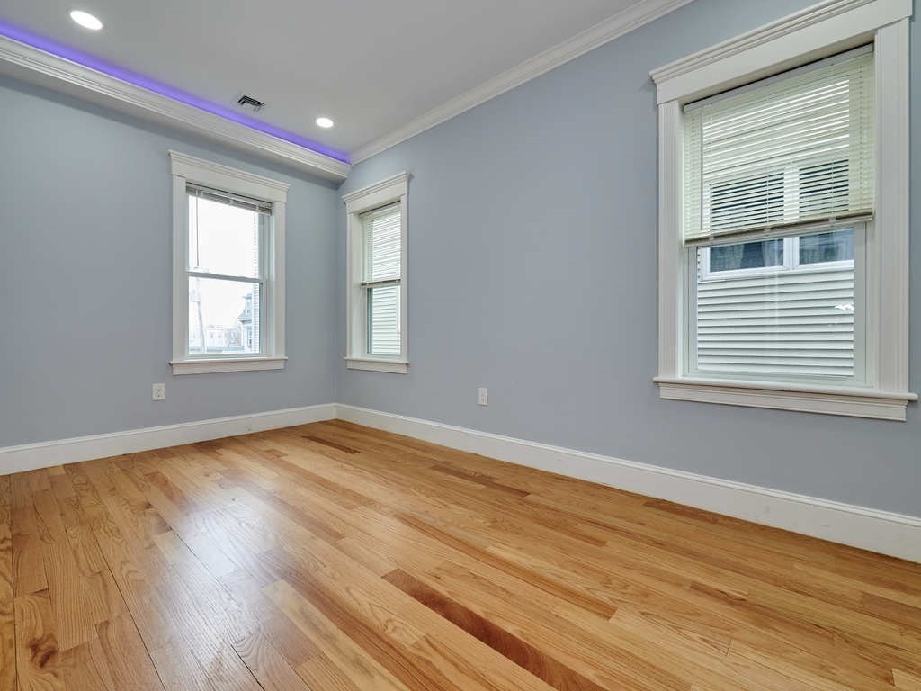 1403 Dorchester Avenue 6