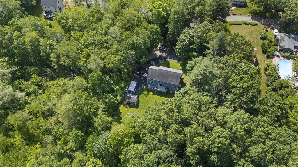 77 Adams Ave