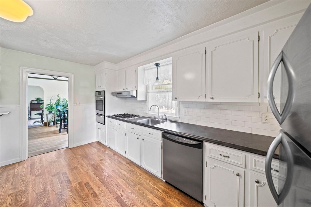 20 Fairbanks Rd, Milton, MA, 20 Fairbanks Rd, Milton, MA Photo #10
