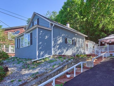 53 Temple Street Spencer MA 01562