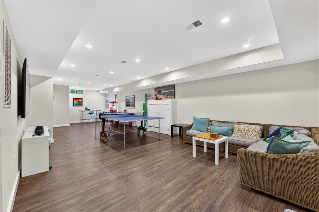 377 Walnut St, Newton, MA, 377 Walnut St, Newton, MA Photo #27