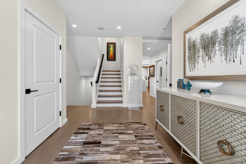 377 Walnut St, Newton, MA, 377 Walnut St, Newton, MA Photo #2