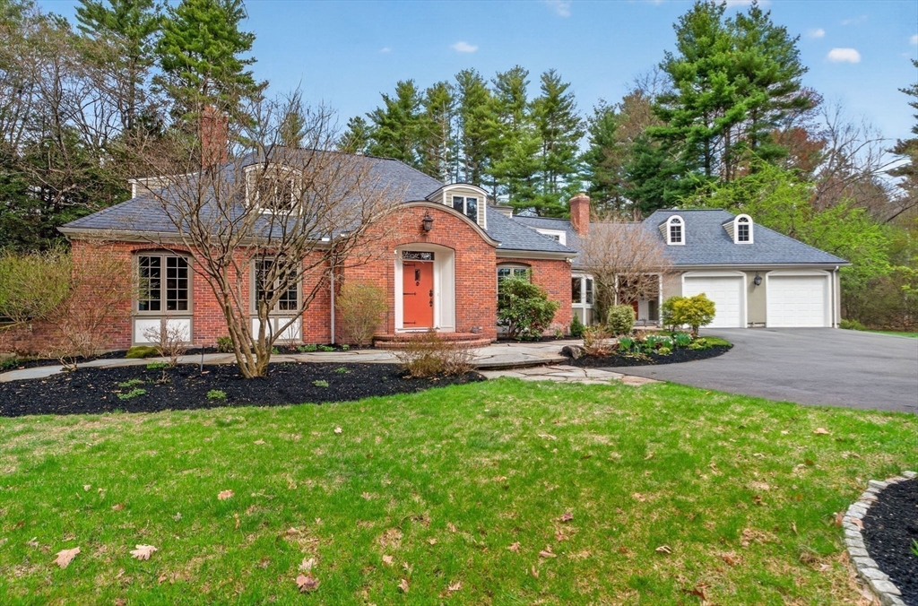 8 Buttercup Ln