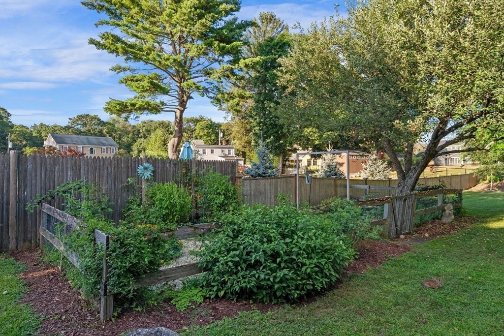 67 Pond St, Georgetown, MA, 67 Pond St, Georgetown, MA Photo #34