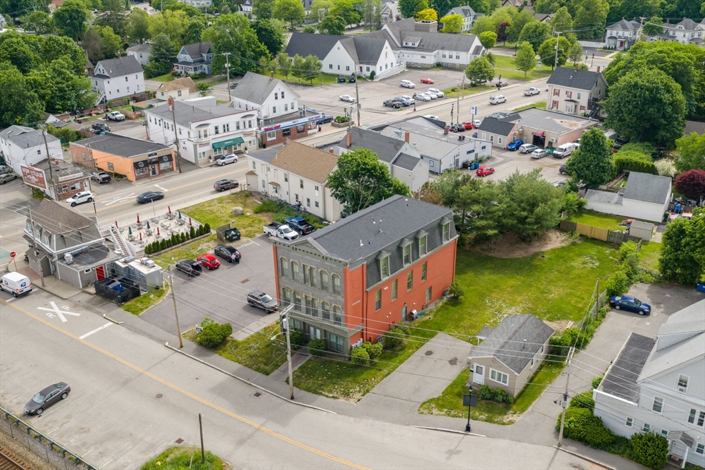 82 & 84 Railroad St.