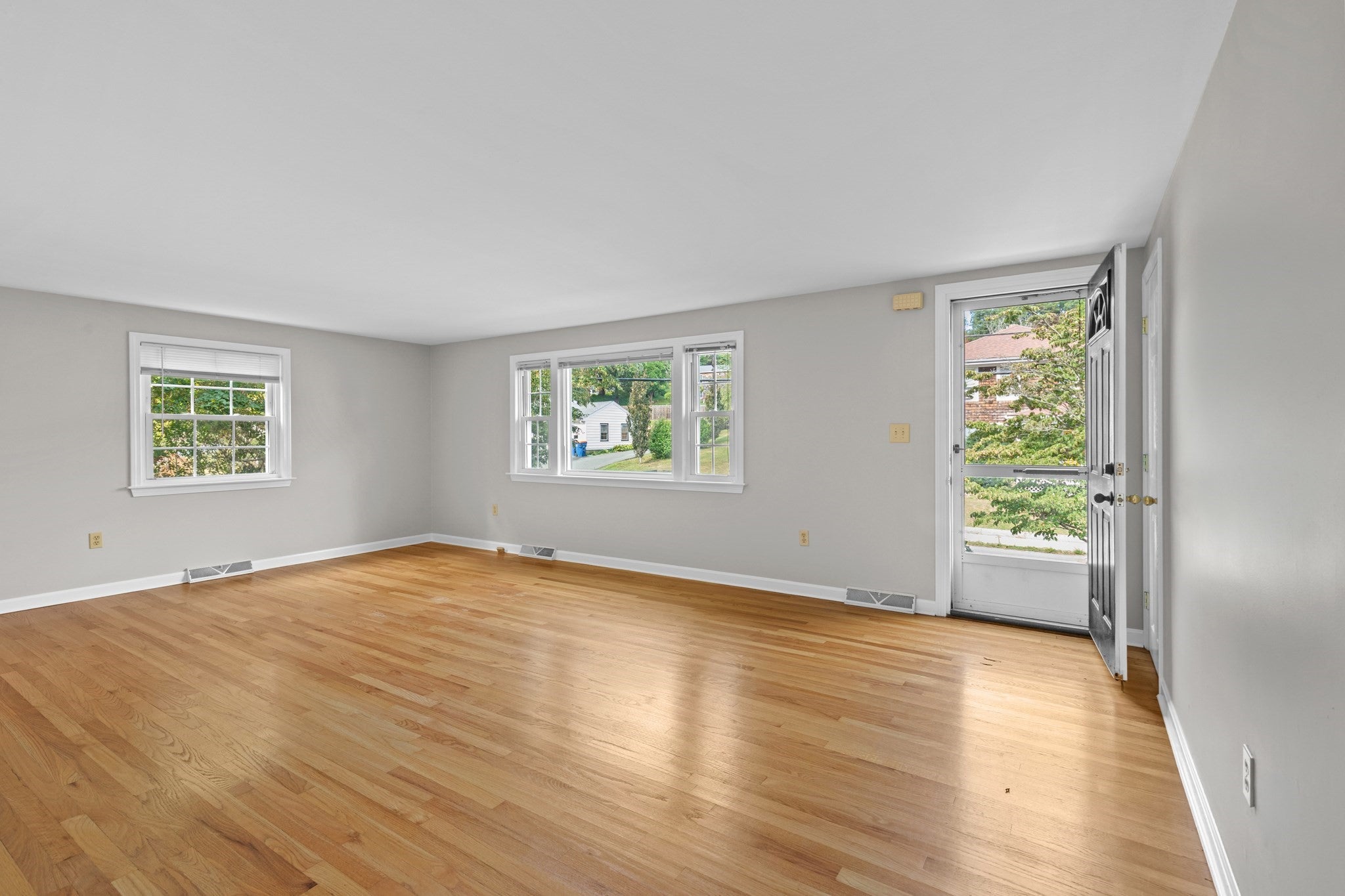 64 Alden St, Plymouth, MA Photo #14