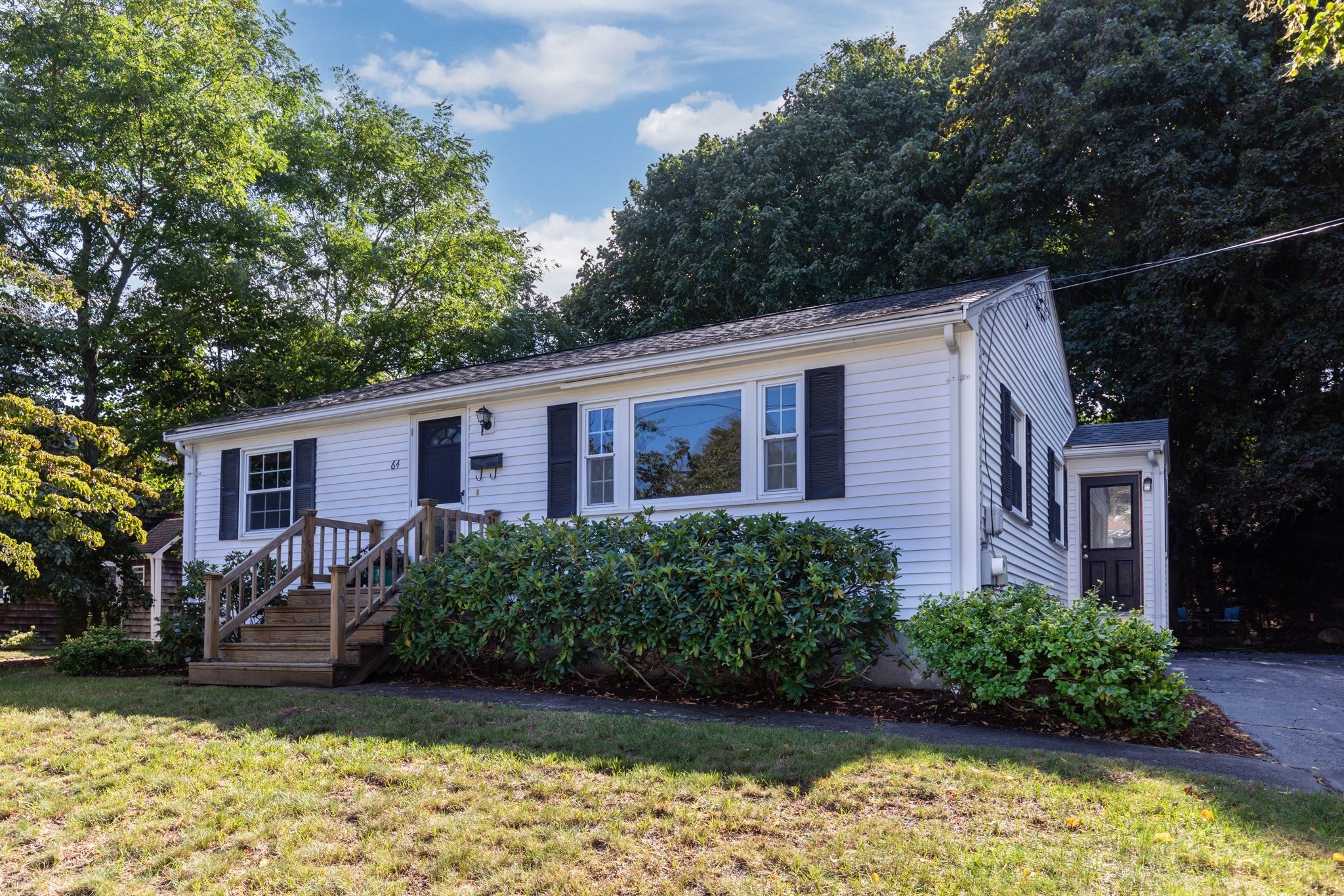 64 Alden St, Plymouth, MA Photo #2