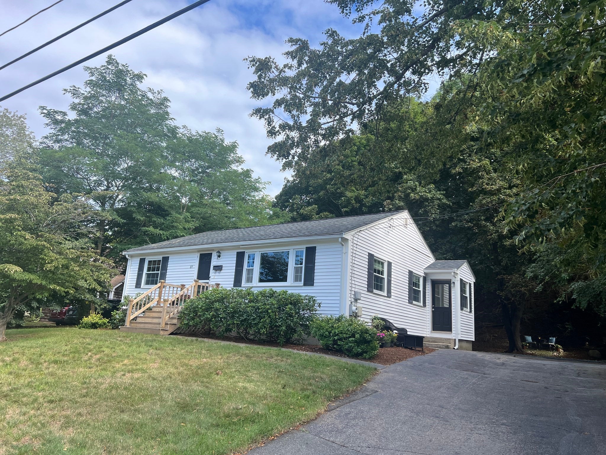 64 Alden St