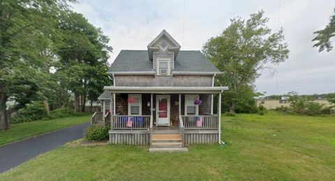Photo of 9 Summit Ave, Dartmouth, MA 02747 (MLS # 73510690)