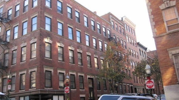 40 REVERE ST APT 4, BOSTON, MA 02114 - Image fe1f3c96bc6e76b4ffdcdfca332e524d/1215280212