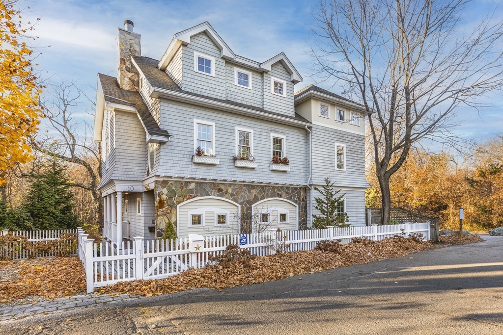 10 Risley Road