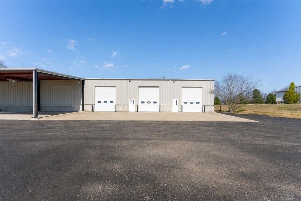 13 West Parkway B