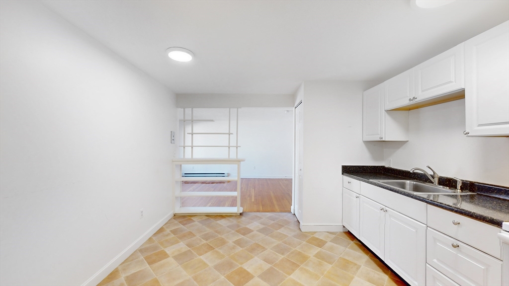 175 W. Wyoming Ave. 42