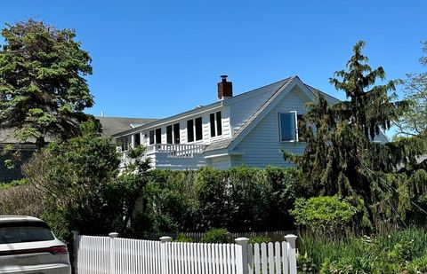 Single Family Residence in Provincetown MA 508 Commercial St 1.jpg