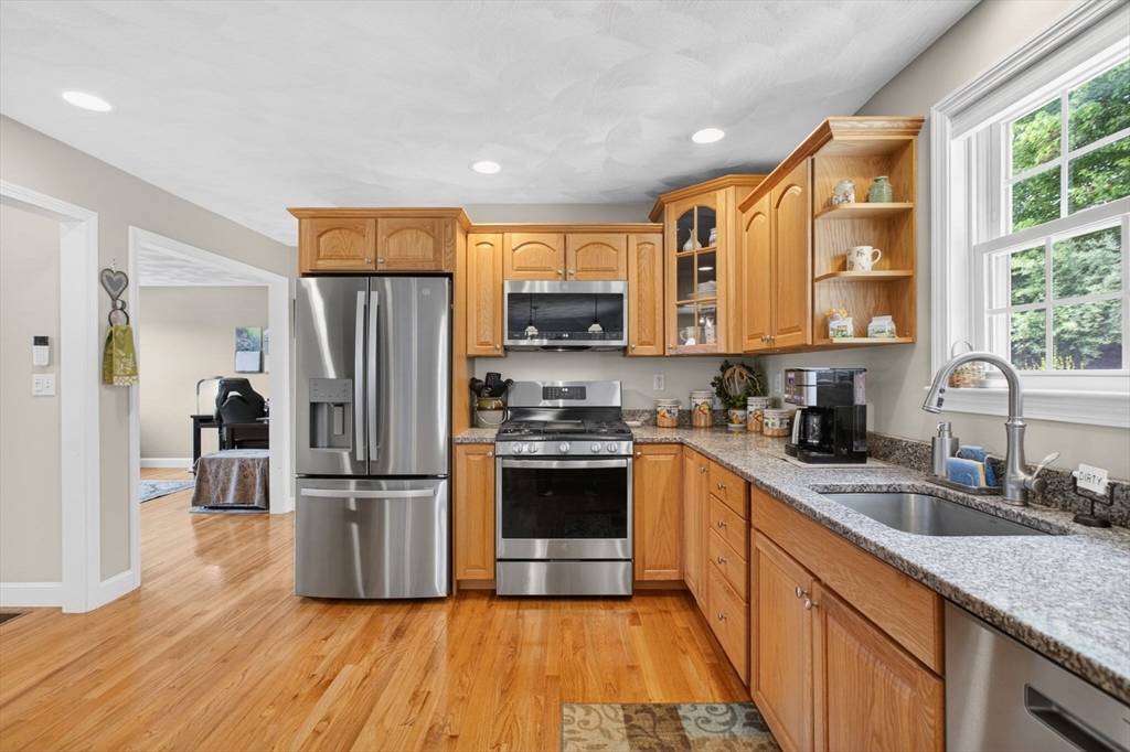 1 Magnavista Dr