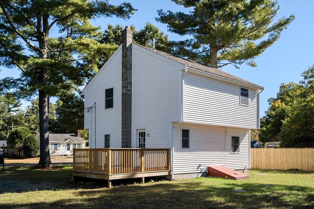 22 Cedar Dr