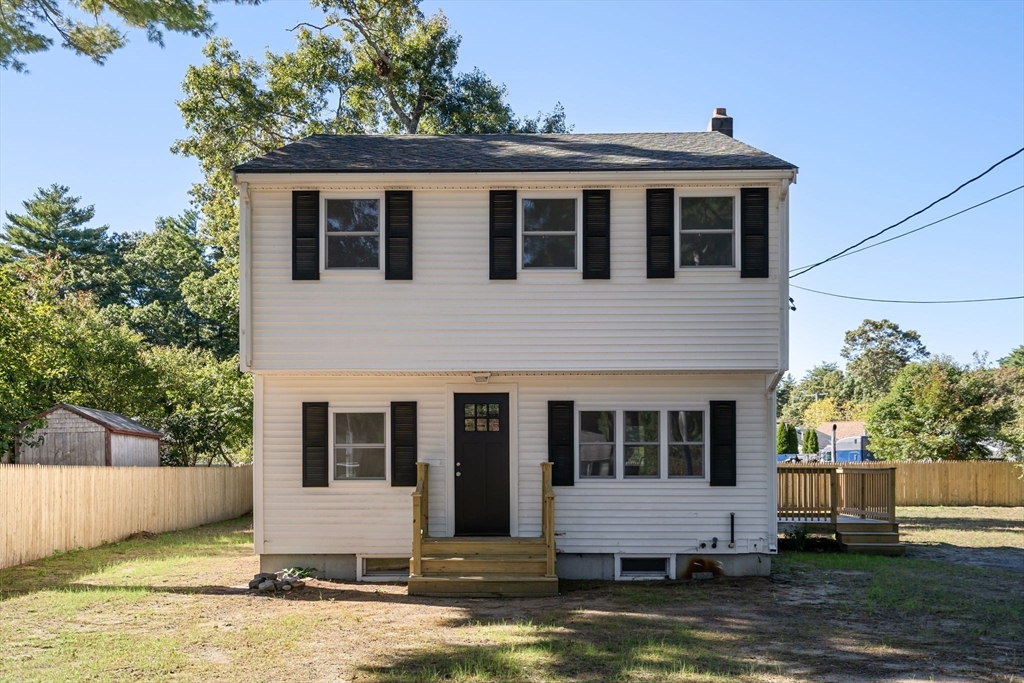 22 Cedar Dr