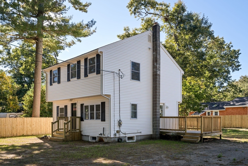 22 Cedar Dr