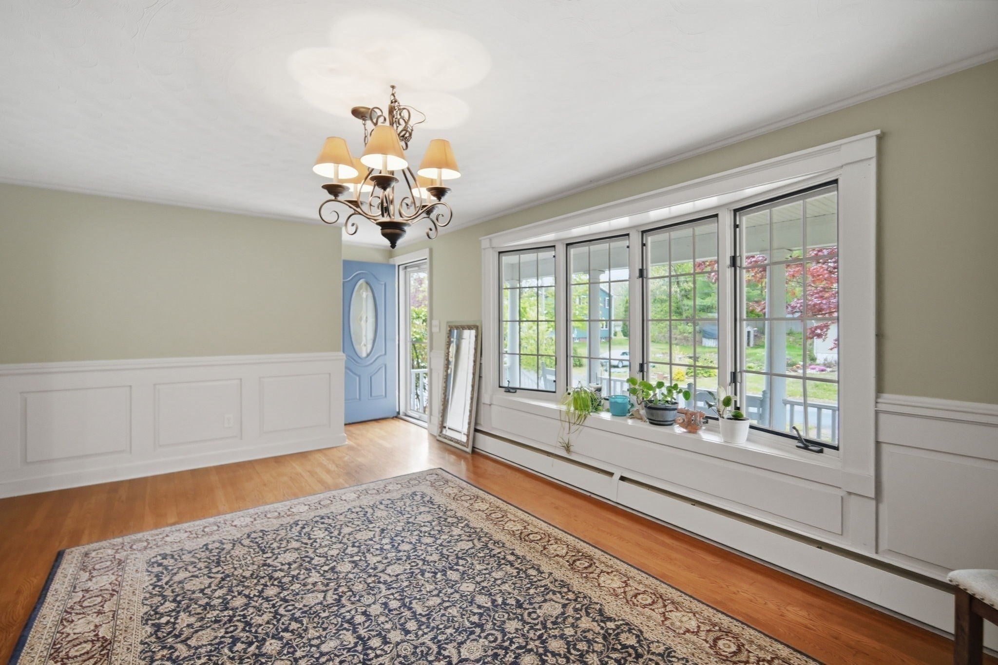 7 Crestwood Rd, Leicester, MA Photo #8