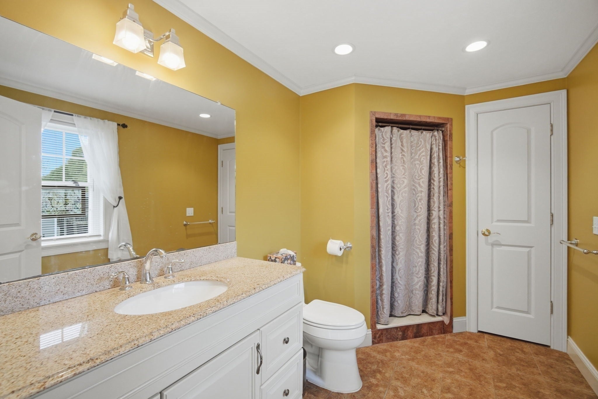 7 Crestwood Rd, Leicester, MA Photo #19