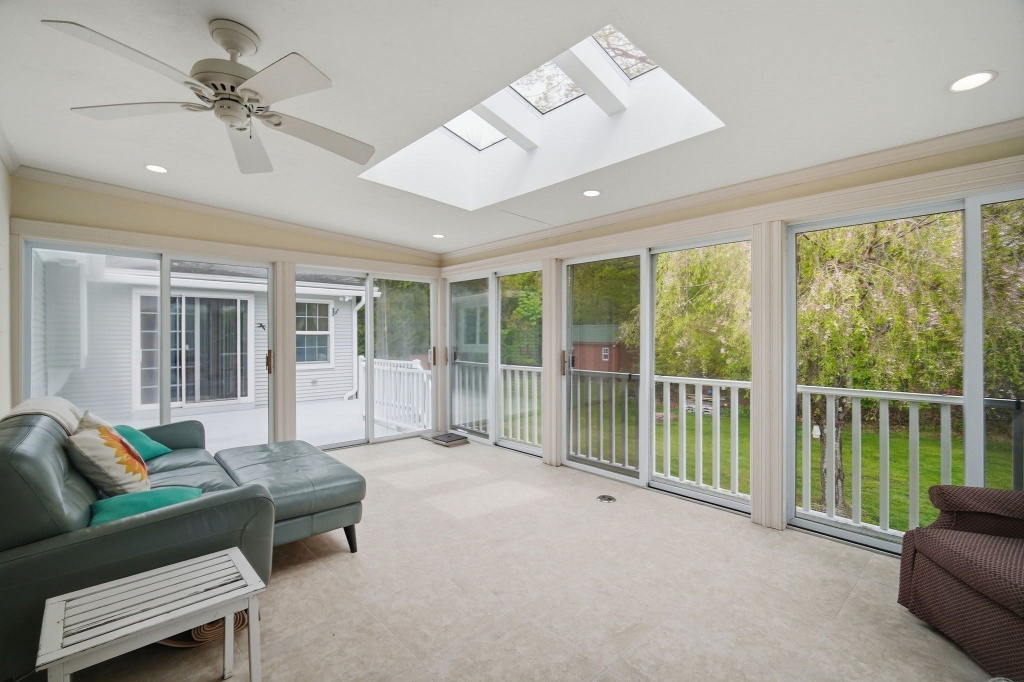 7 Crestwood Rd, Leicester, MA Photo #12