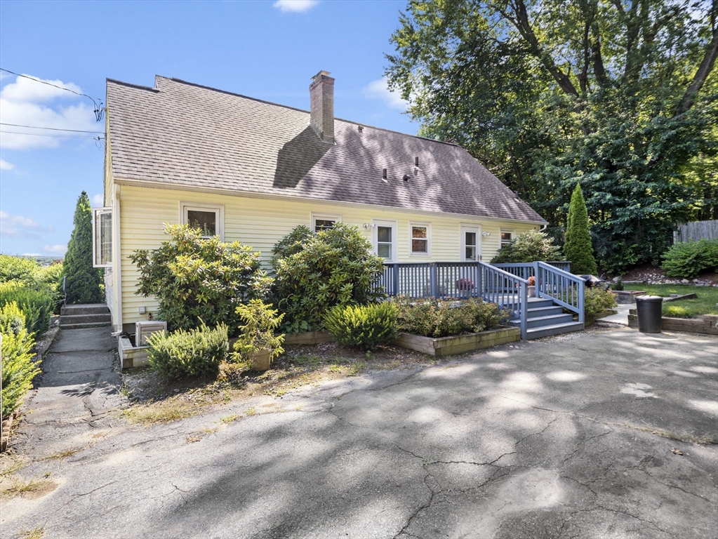 268 Blossom St