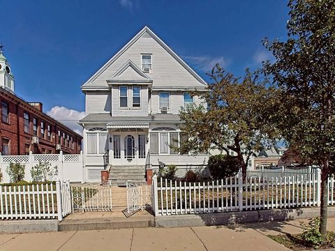 20 Locust St Everett MA 02149