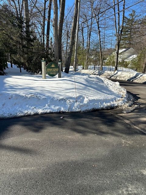 63 Pinecrest Village 63 Hopkinton MA 01748