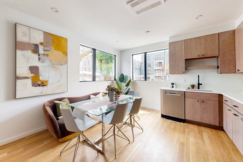 133 Charles Street 133